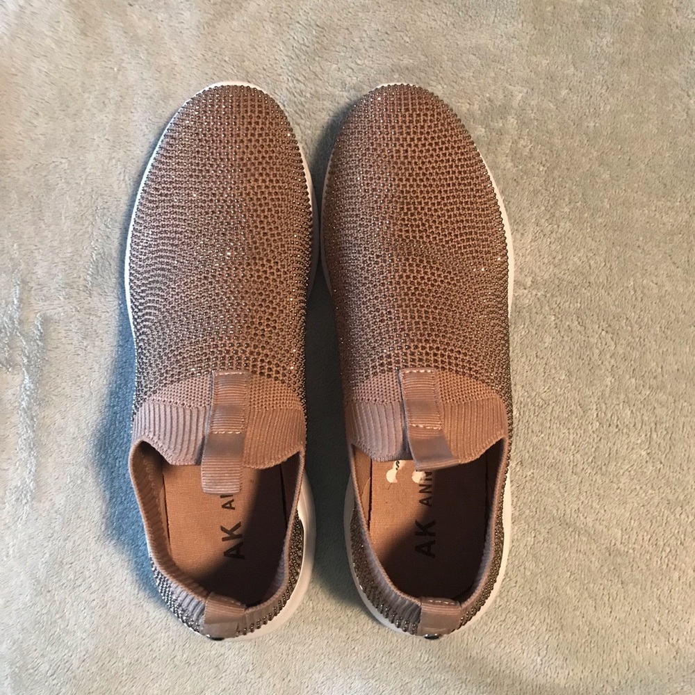 Anne Klein gold slip on shoes 9m
